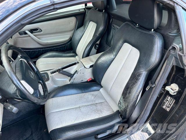 Mercedes-Benz SLK 230 KOMPRESSOR AUTO LEDER SHZ Automobili