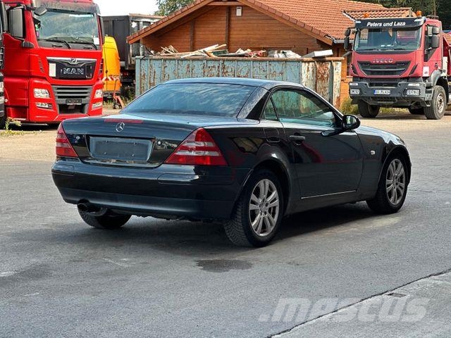 Mercedes-Benz SLK 230 KOMPRESSOR AUTO LEDER SHZ Automobili
