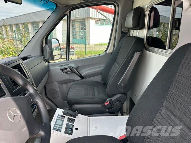 Mercedes-Benz Spinter 319 CDI **3 x Auf Lager** Ambulanssit