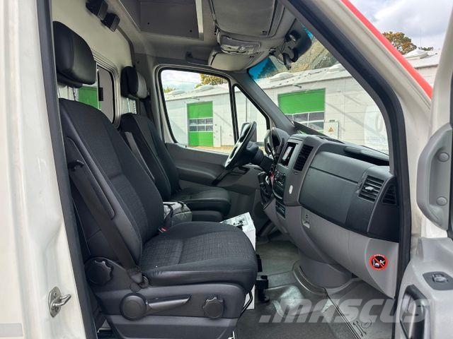 Mercedes-Benz Spinter 319 CDI **3 x Auf Lager** Ambulanssit