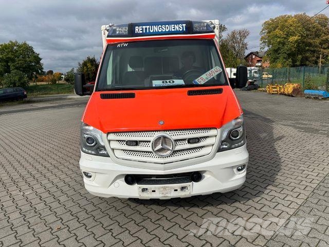 Mercedes-Benz Spinter 319 CDI **3 x Auf Lager** Ambulanssit