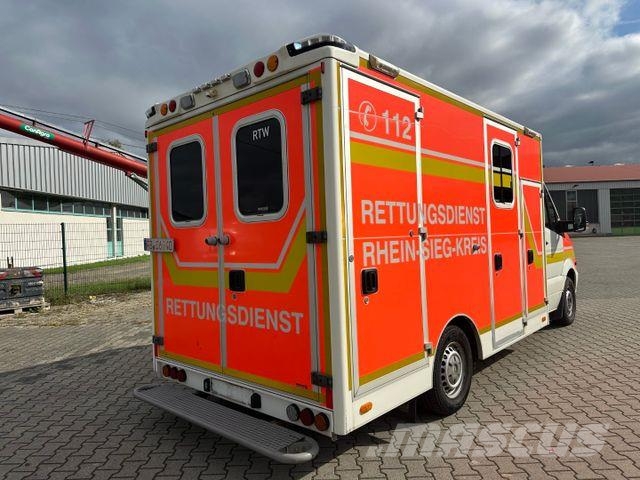 Mercedes-Benz Spinter 319 CDI **3 x Auf Lager** Ambulanssit