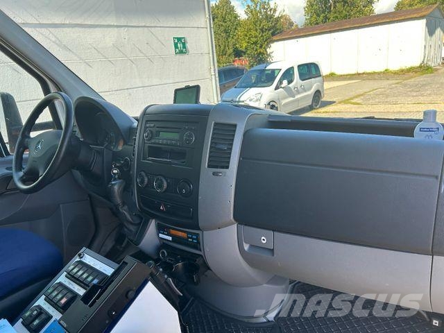 Mercedes-Benz Sprinter 516 / RTW / Trage Liege Ασθενοφόρα