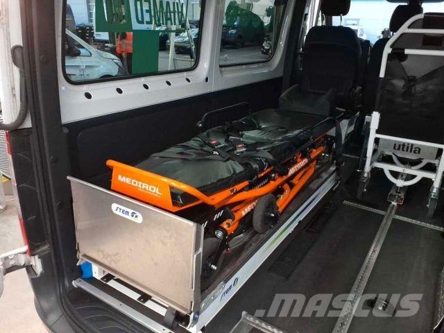 Mercedes-Benz Sprinter 215 CDI 9G Krankentransport Rešilni avtomobili