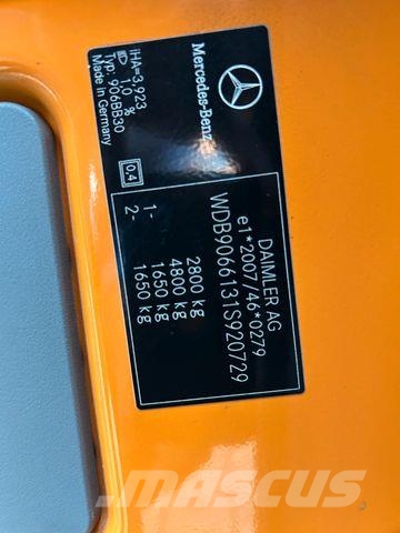Mercedes-Benz Sprinter II Kasten 313CDI 4x2 شاحنة مقفلة