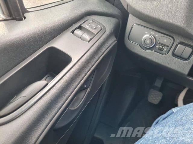 Mercedes-Benz Sprinter 315 Kasten Doka Mixto L2H2 REGAL KAMERA Dostavna vozila / kombiji