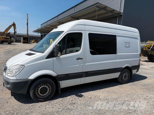 Mercedes-Benz Sprinter II Kasten 316 CDI mit AHK شاحنة مقفلة