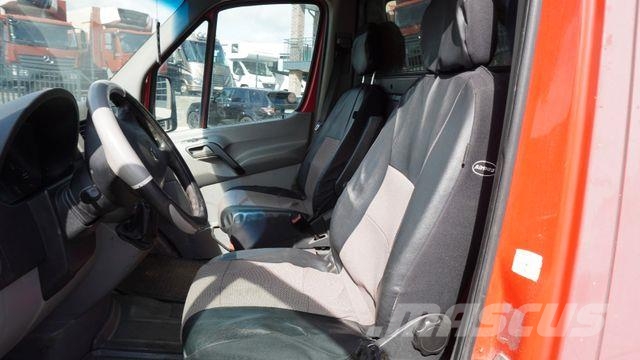 Mercedes-Benz Sprinter 215 CDI Kasten Pakettiautot