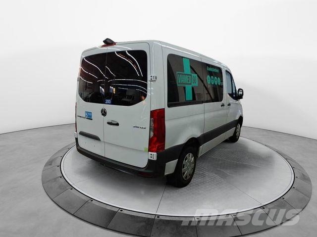 Mercedes-Benz Sprinter 215 CDI 9G Krankentransport Rešilni avtomobili