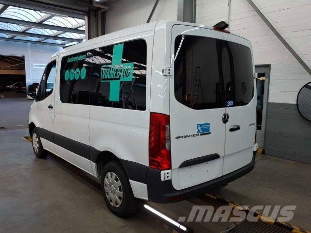 Mercedes-Benz Sprinter 215 CDI 9G Krankentransport Rešilni avtomobili