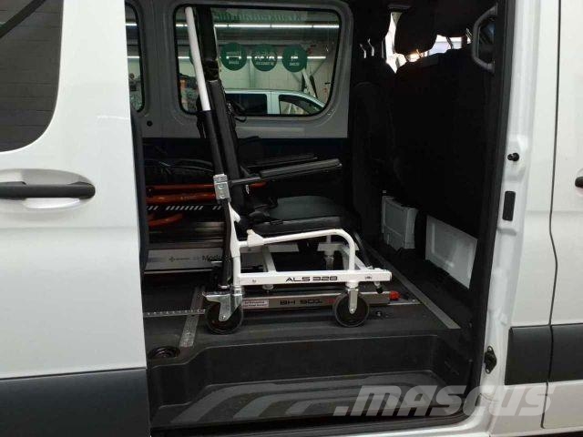 Mercedes-Benz Sprinter 215 CDI 9G Krankentransport Rešilni avtomobili