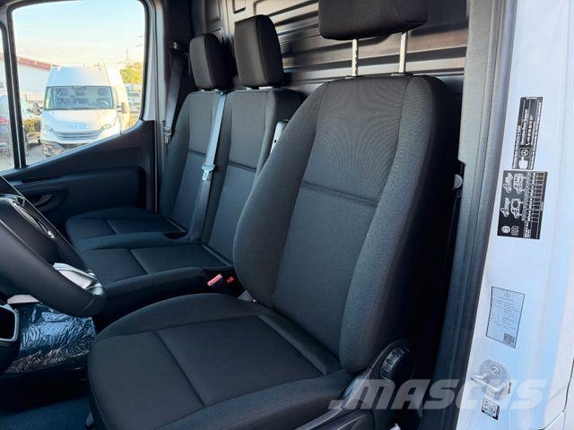 Mercedes-Benz Sprinter 317 CDI 3665 9G Flach AHK3,5t DISTRONIC Varevogne
