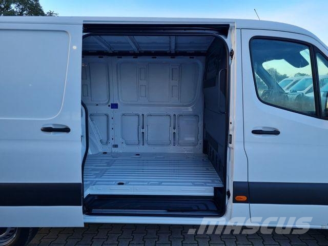 Mercedes-Benz Sprinter 317 Kasten RWD Pro L2H1 Dostavna vozila / kombiji