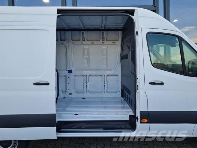 Mercedes-Benz Sprinter 317 Kasten RWD Pro L2H2 Dostavna vozila / kombiji