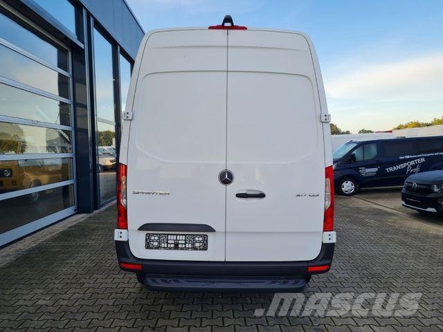 Mercedes-Benz Sprinter 317 Kasten RWD Pro L2H2 Dostavna vozila / kombiji