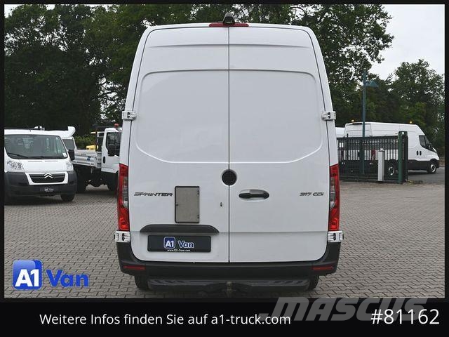 Mercedes-Benz Sprinter 317 CDI Kasten Maxi, Klima, AHK, 3-Sitz Varevogne