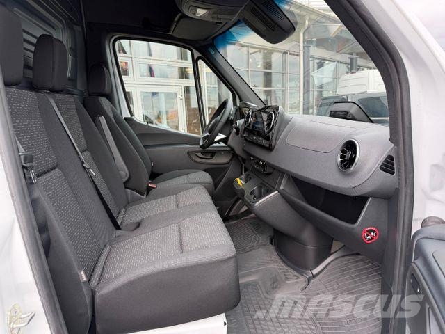 Mercedes-Benz Sprinter 319 CDI 4325 DISTRONIC Klima AHK شاحنة مقفلة