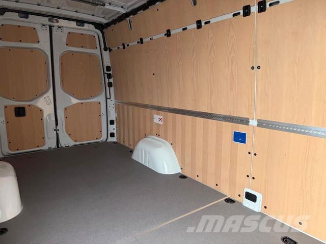 Mercedes-Benz Sprinter 319 CDI 4325 DISTRONIC Klima AHK شاحنة مقفلة