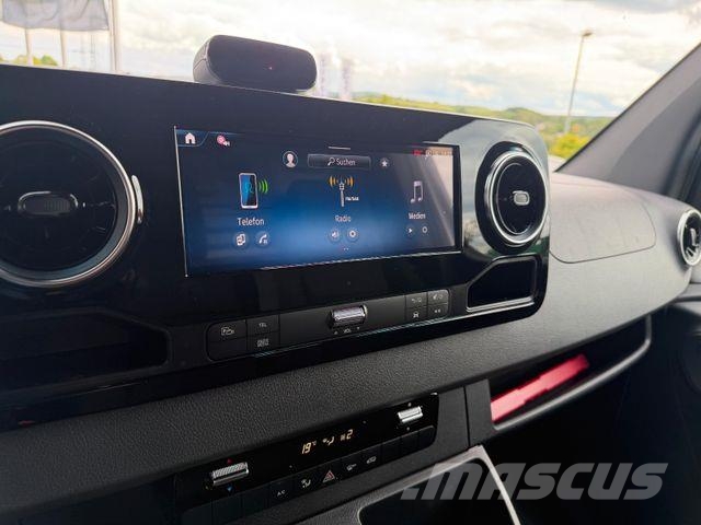 Mercedes-Benz Sprinter 319 CDI 4x4 Klima AHK DISTRONIC Panel vanlar