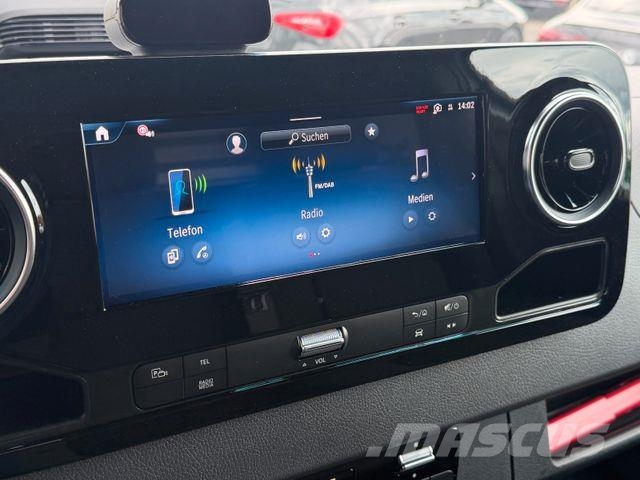 Mercedes-Benz Sprinter 319 CDI 4x4 Klima AHK DISTRONIC Panel vanlar