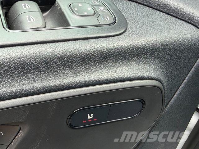 Mercedes-Benz Sprinter 319 CDI 4x4 Klima AHK DISTRONIC Panel vanlar