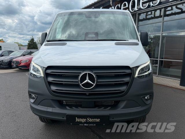 Mercedes-Benz Sprinter 319 CDI 4x4 Klima AHK DISTRONIC Panel vanlar