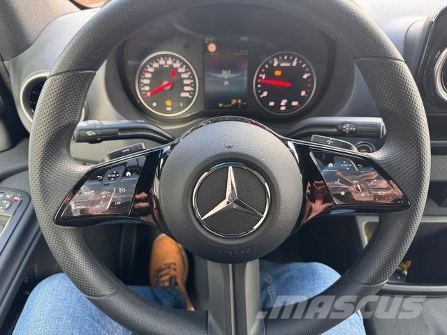 Mercedes-Benz Sprinter 419 (319) CDI 4x4 3665 Klimaautomatik Furgonetas cerradas