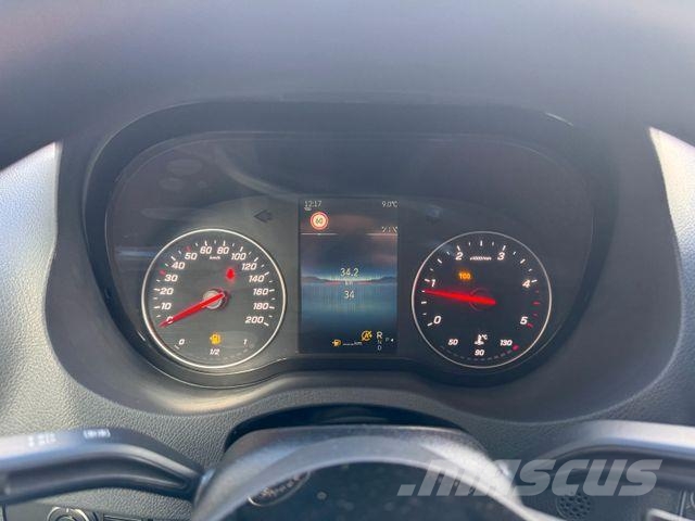 Mercedes-Benz Sprinter 419 (319) CDI 4x4 3665 Klimaautomatik Furgonetas cerradas