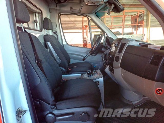 Mercedes-Benz Sprinter 516CDI RTW Rettungswagen WAS Stryker Ātrās palīdzības automašīnas