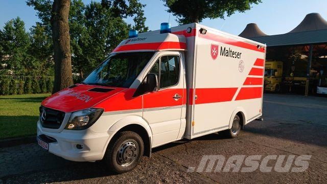 Mercedes-Benz Sprinter 519 / ATM 0km 4x on Stock 救急車