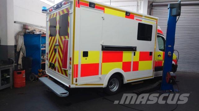 Mercedes-Benz Sprinter 519 / ATM 0km 4x on Stock Ambulanssit