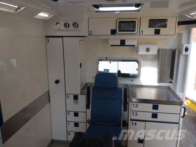 Mercedes-Benz Sprinter 519 / ATM 0km 4x on Stock Ambulanssit