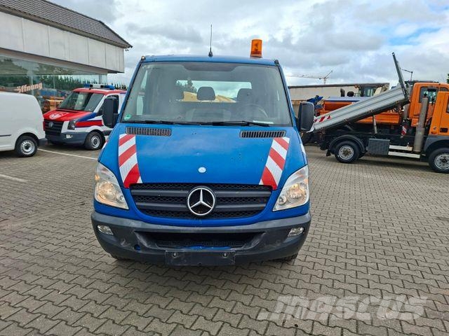 Mercedes-Benz Sprinter II Pritsche/DoKa 413/414/416/510/511/51 Самоскиди