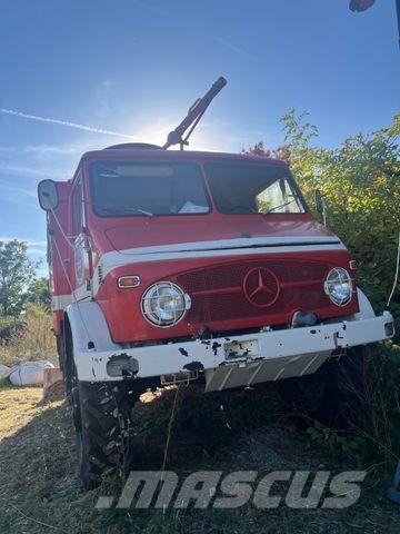 Mercedes-Benz Unimog 404 Feuerwehr Oldtimer Drugi