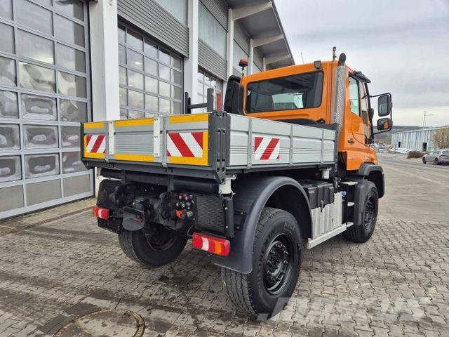 Mercedes-Benz Unimog U423 4x4 Hydrostat Zapfwelle Kipper