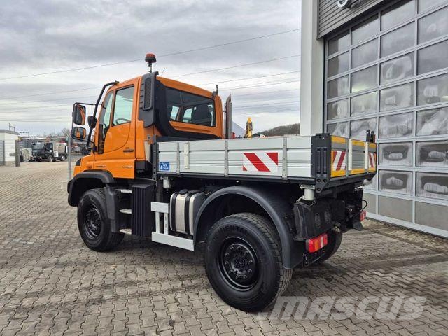 Mercedes-Benz Unimog U423 4x4 Hydrostat Zapfwelle Kipper