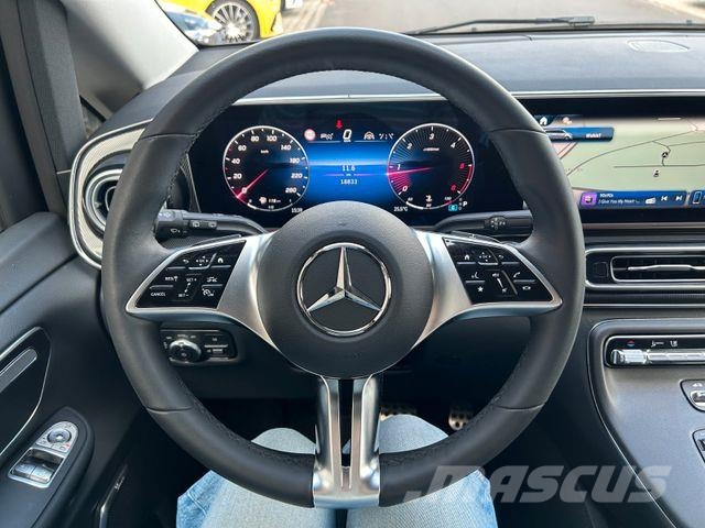 Mercedes-Benz V 220 d STYLE AHK2,5to DISTRONIC 360 MULTIBEAM Furgonetas cerradas