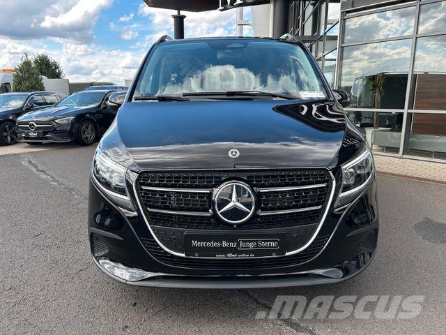 Mercedes-Benz V 220 d STYLE AHK2,5to DISTRONIC 360 MULTIBEAM Furgonetas cerradas