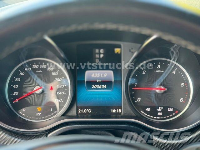 Mercedes-Benz V 220 d AVANTGARDE extralang AHK Teilleder 6 Plä Varevogne