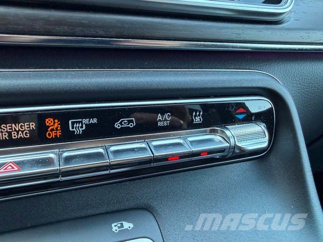 Mercedes-Benz V 250 d STYLE Tisch AHK2,5 DISTRONIC Stdh AIRMAT شاحنة مقفلة