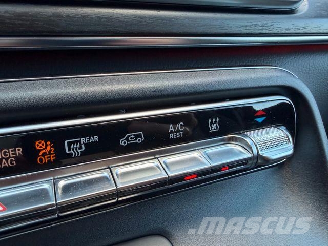 Mercedes-Benz V 300 d STYLE AMG 4MATIC AIRMATIC DISTRONIC Pano شاحنة مقفلة