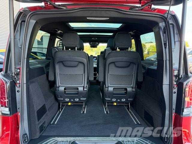 Mercedes-Benz V 300 d STYLE AMG 4MATIC AIRMATIC DISTRONIC Pano شاحنة مقفلة