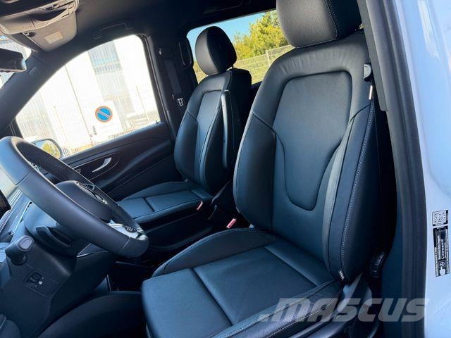 Mercedes-Benz V 300 d AVA 4MATIC AMG AHK2,5 DISTRONIC Standh Furgonetas cerradas