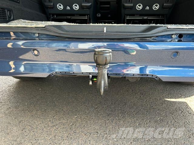 Mercedes-Benz V 300 d STYLE DISTRONIC Stdheiz AHK2,5to 360 Furgonetas cerradas