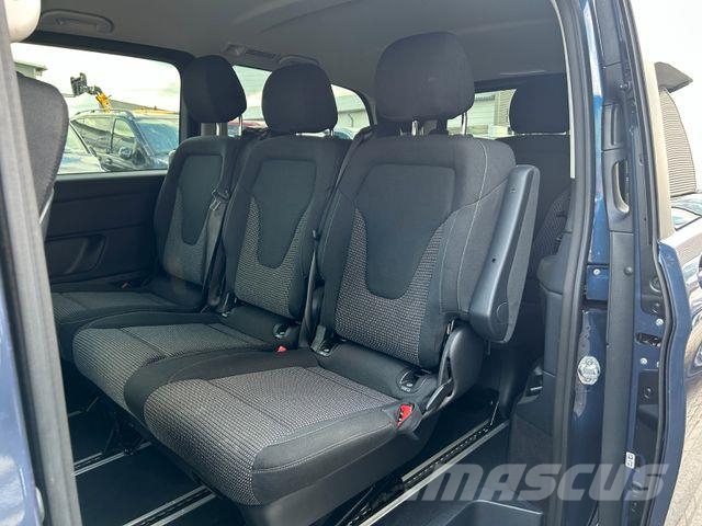 Mercedes-Benz V 300 d STYLE DISTRONIC Stdheiz AHK2,5to 360 Furgonetas cerradas