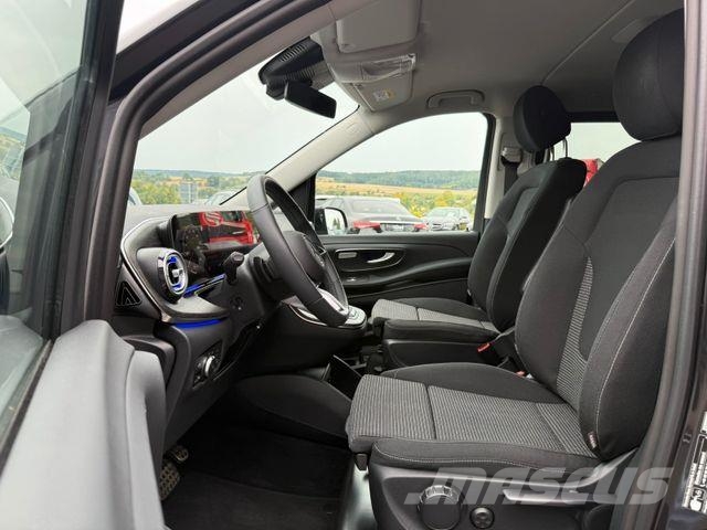 Mercedes-Benz V 300 d STYLE 4MATIC AHK2,5t DISTRONIC MULTIBEAM Panel vanlar