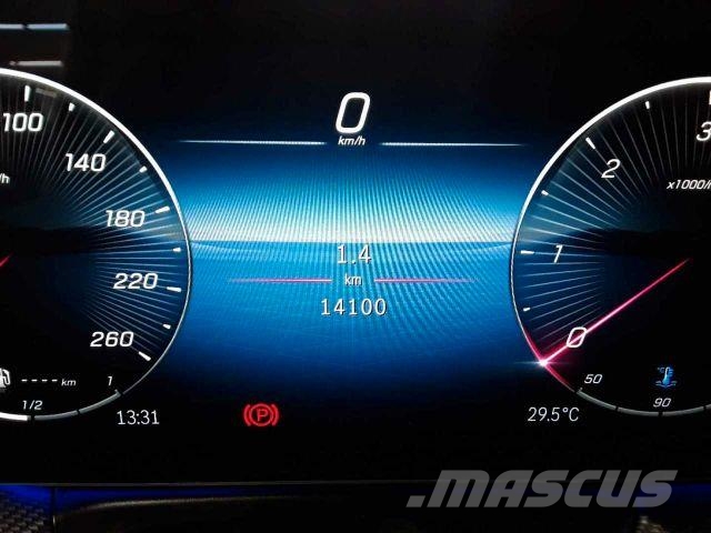 Mercedes-Benz V 300 d 4MATIC EXCLUSIVE AMG Panorama AHK2,5to Lieferwagen