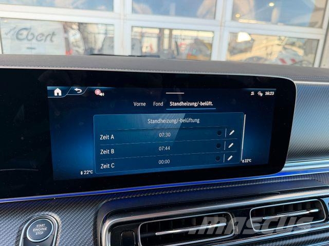 Mercedes-Benz V 300 d 4MATIC EXCLUSIVE AMG Panorama AHK2,5to Furgonetas cerradas