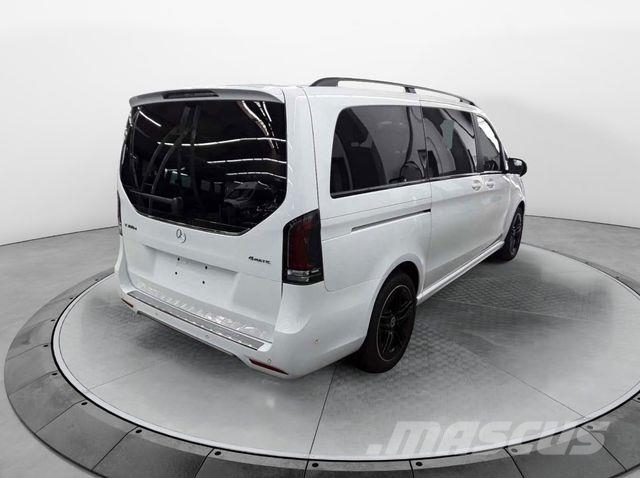 Mercedes-Benz V 300 d 4MATIC EXCLUSIVE AMG Panorama AHK2,5to Lieferwagen