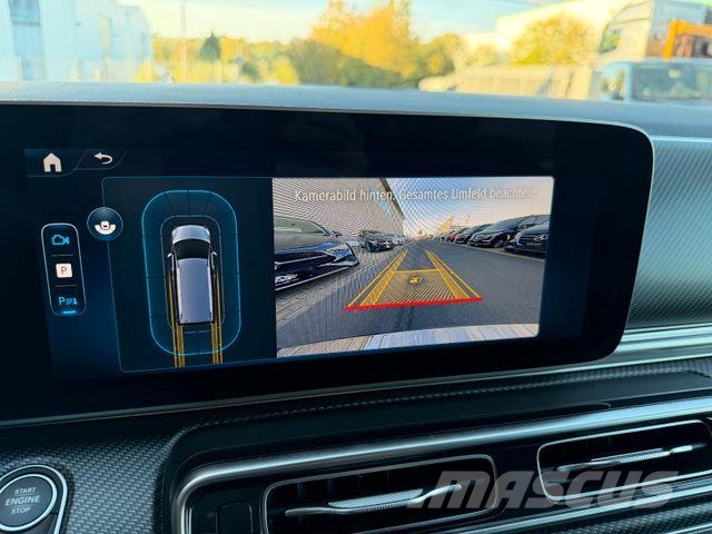 Mercedes-Benz V 300 d 4MATIC STYLE AMG DISTRONIC MULTIBEAM Varevogne
